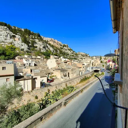 Maison d'hôtes Petra Barocca 3*